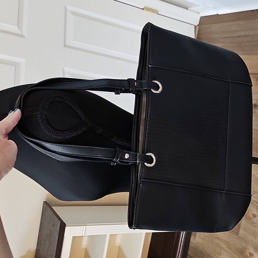 Handbag - Picture 4 of 16